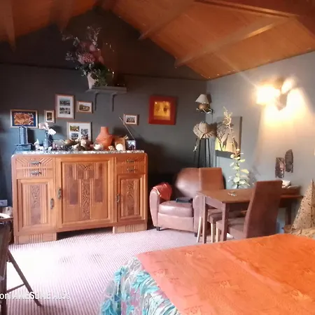 D'ici Ou D'ailleurs Homestay